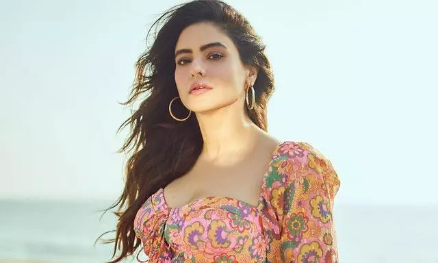 Aamnas Stunning Look Makes You Fall in Love!