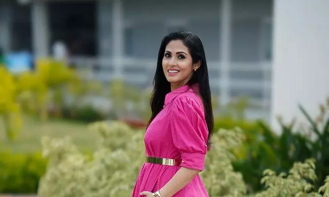 Sadaas Timeless Elegance at 40 Sadaas Timeless Elegance at 40