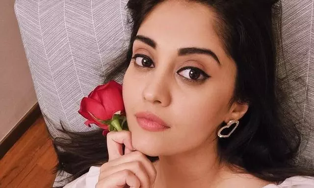 Surbhis Stylish Charm in Pink