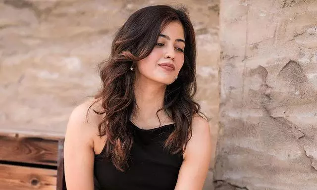 Amritha Aiyer: Black Dress, Bold Beauty