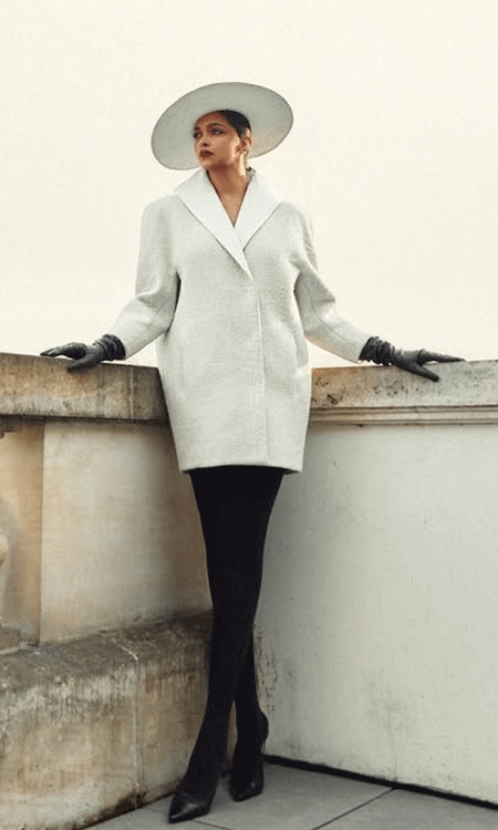Deepika Stuns Paris with Ultimate Glamorous Look!