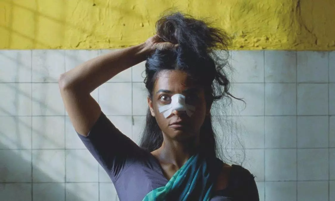 Heroine�s nudity and sly touch to be censored?