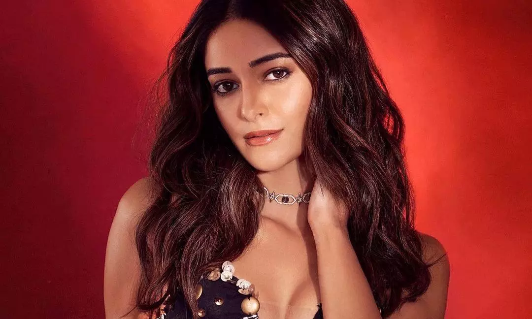 Shocker: Bollywood heroine trolled for lack of shapes?