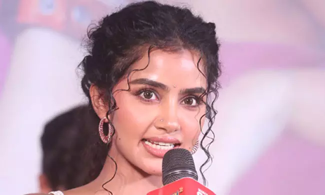 Anupama Parameswaran Faces Trolls Head-On, Shuts Down Criticism With Class