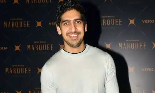 War 2 Director Drops Bombshell On Casting NTR!