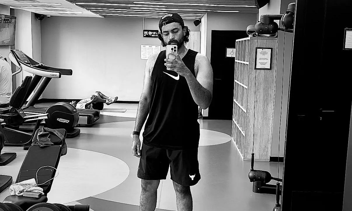 Varun Tej Shows Off Ripped Body Abroad