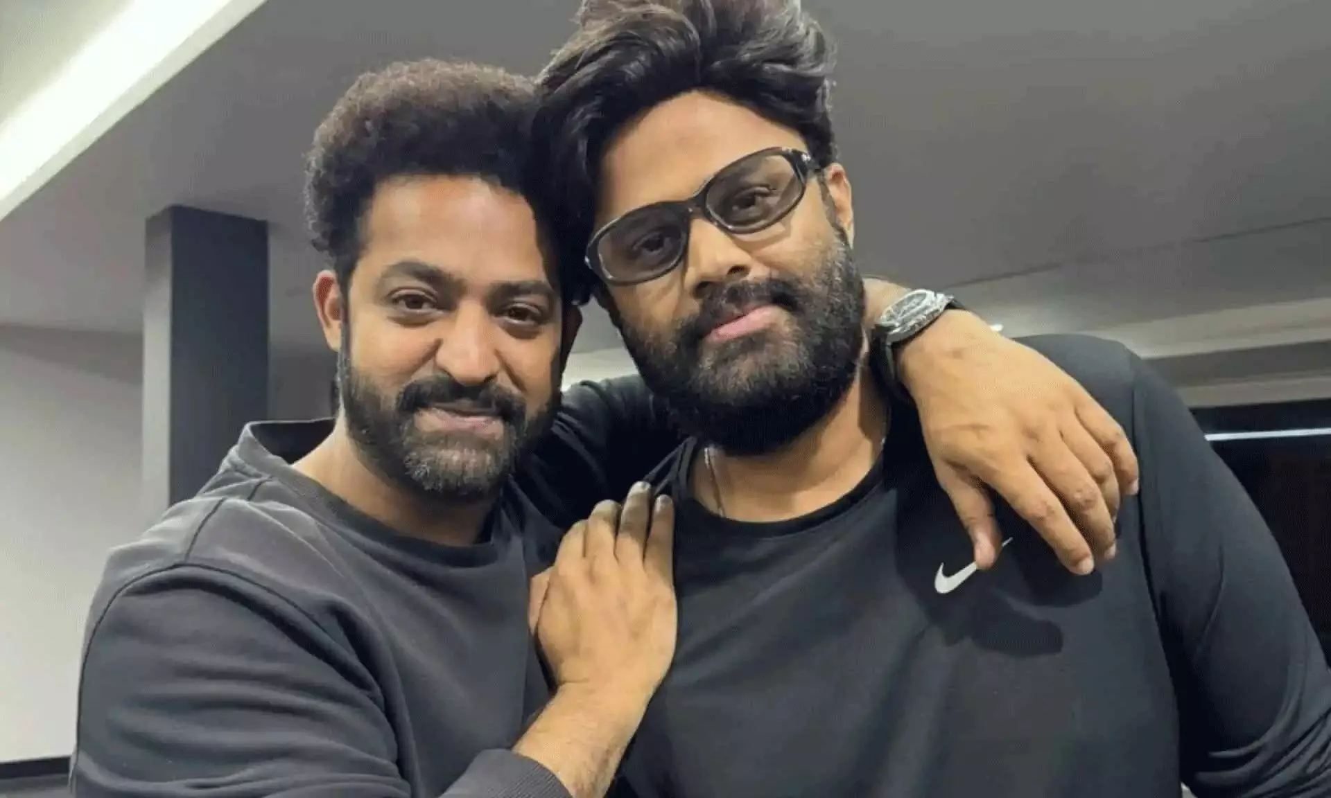 What fanboy Naga Vamsi said about NTR entry in War 2?