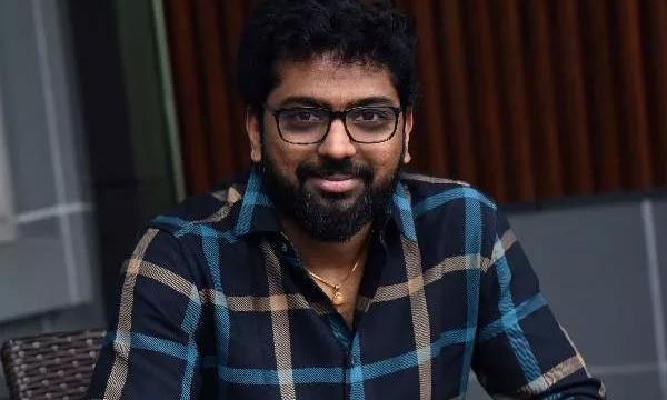 Director Vasishta Reveals Viswambhara Story!