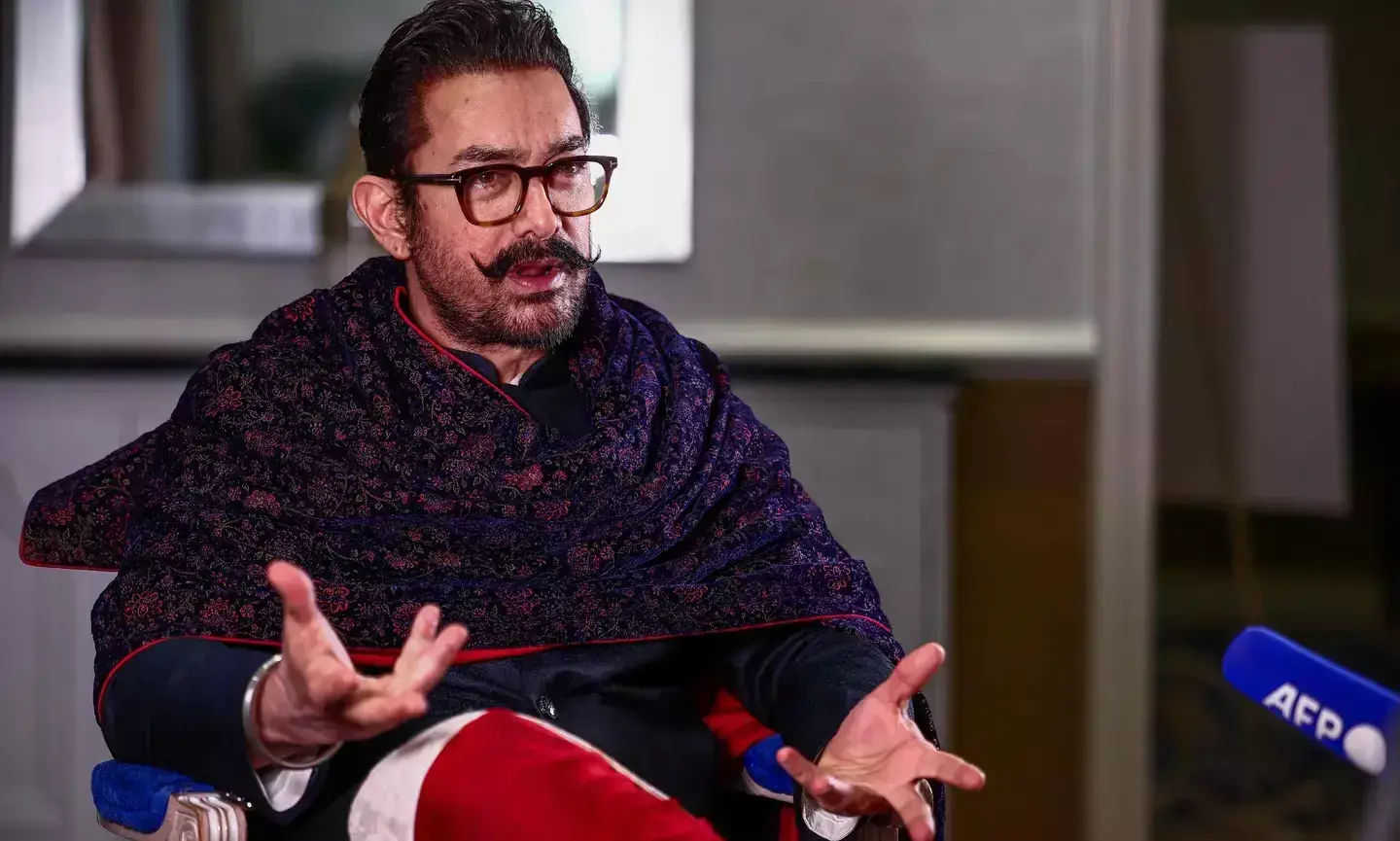 Aamir Khans Home Flooded With 25 IPS Officers!