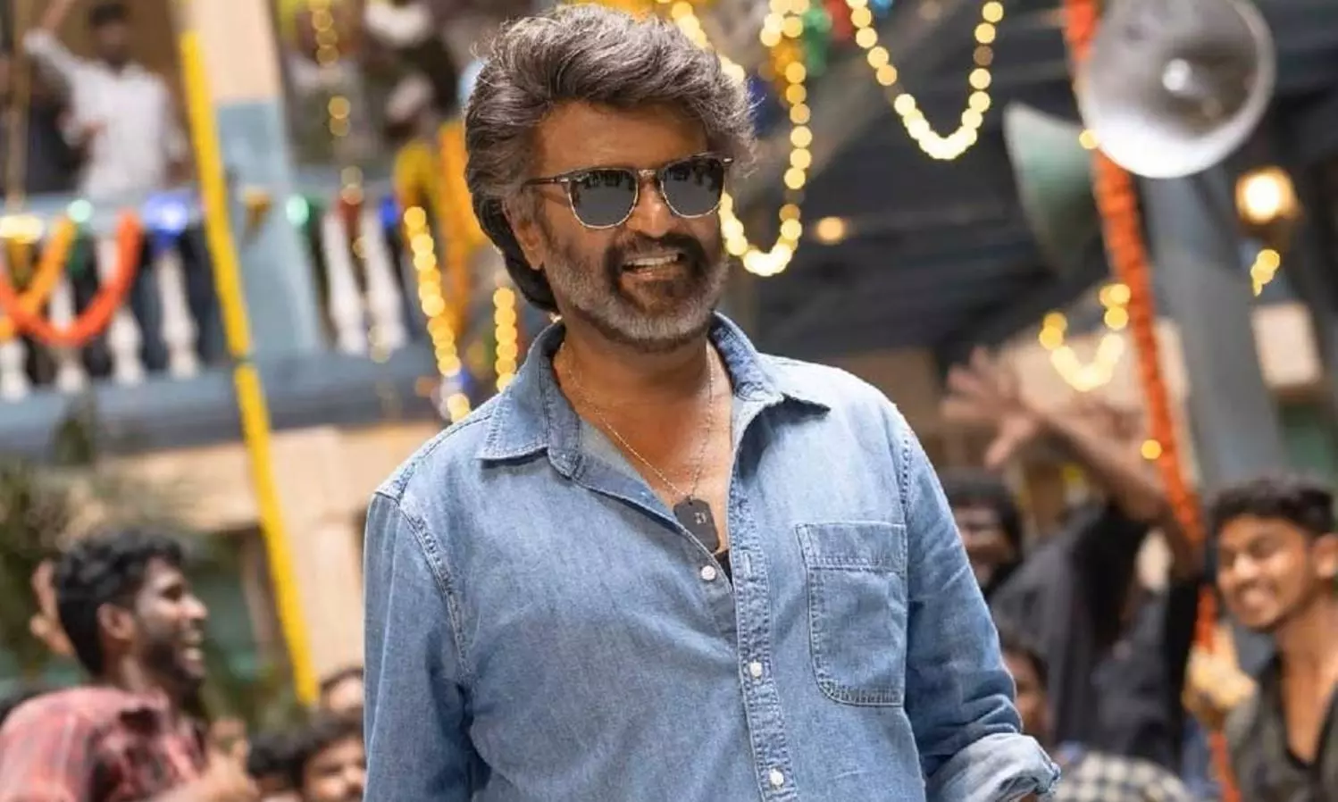 Shocker Video: Corporate Bookings For Coolie!