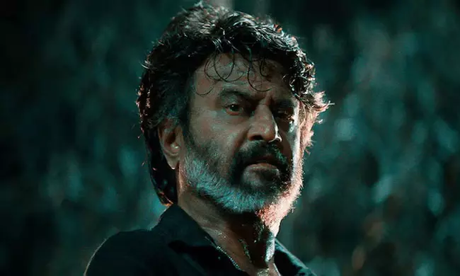 Coolie Craze Forces Theatres To Add Extra Shows