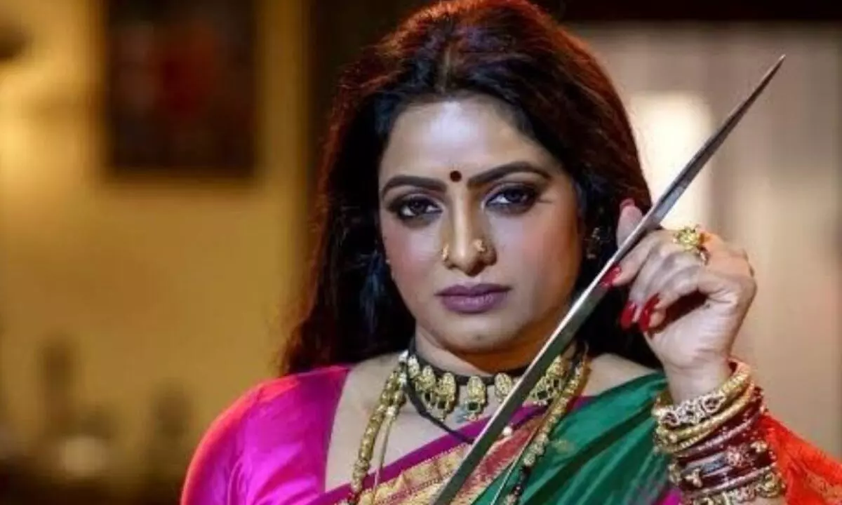 Udaya Bhanu Creates Sensation With Big Fight Remark