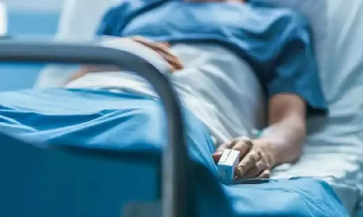 Bollywood Film Unit Chaos As 100 Hospitalized In Leh