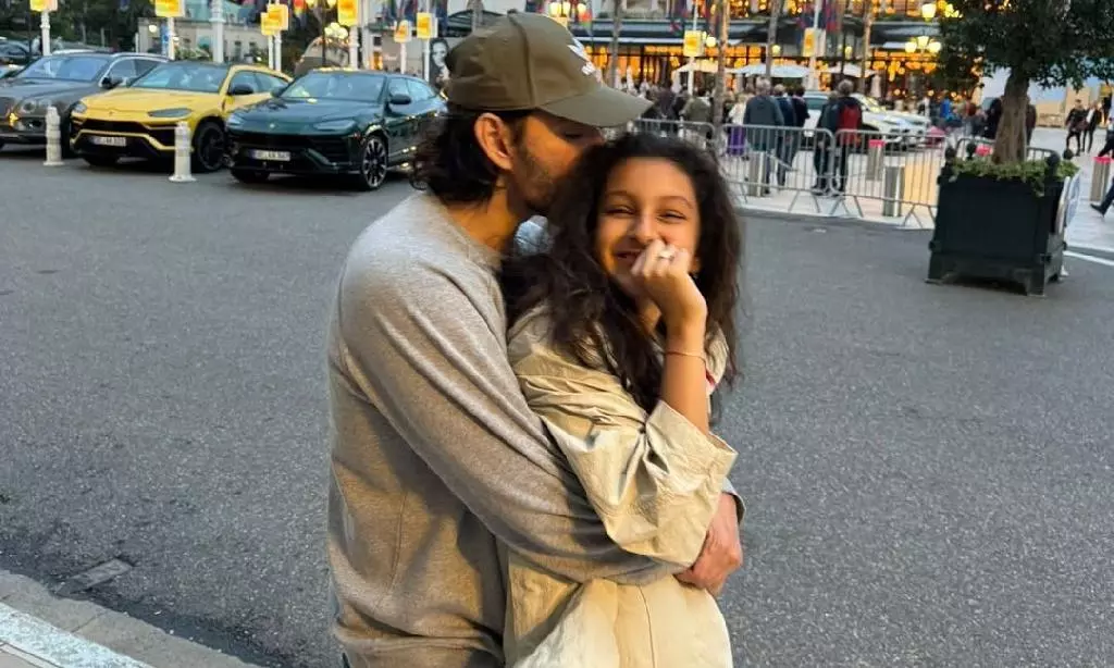 Beware: Mahesh Babu�s Daughter Warns Social Media Users!