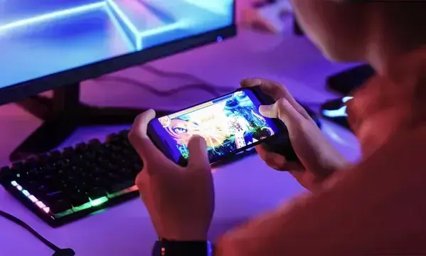 Online Gaming Suicides: Finally A Solution?