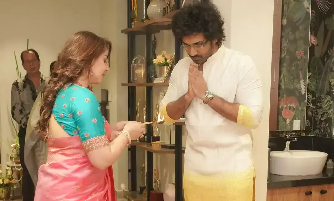 Aadhi Pinisetty, Nikki Galrani Stun, Varalakshmi Pooja Moments Spread Online