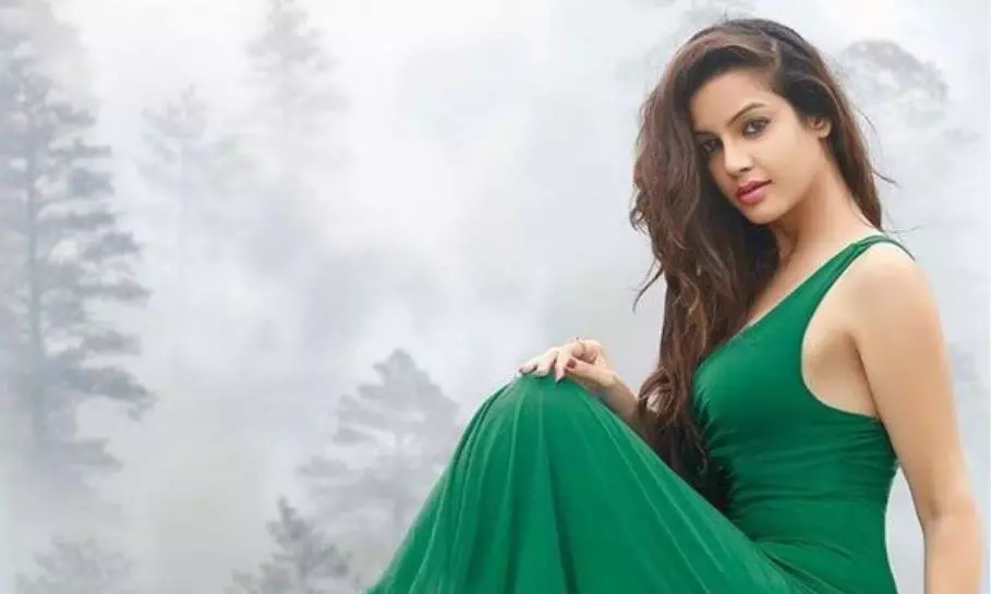 Diksha Pant Breaks Silence On Casting Couch Issue