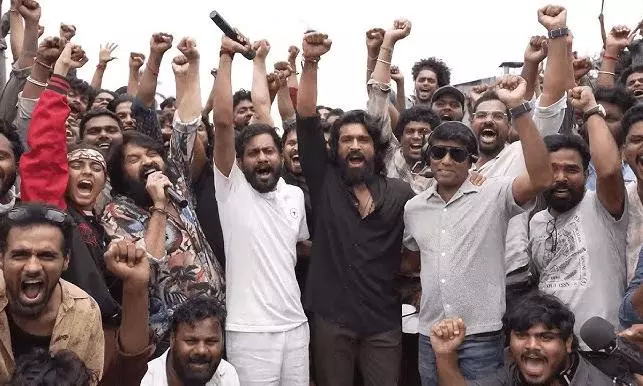 Ram Charan Dances Fiercely On Vinayaka Chavithi Set