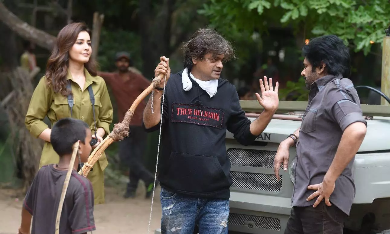 Raashii Khanna Shares Cute Pic With Pawan