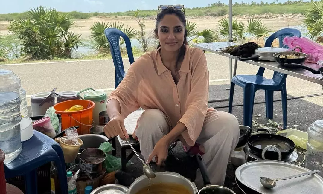 Sobhita Shows Off Cooking Skills, Chaitu Craves Taste