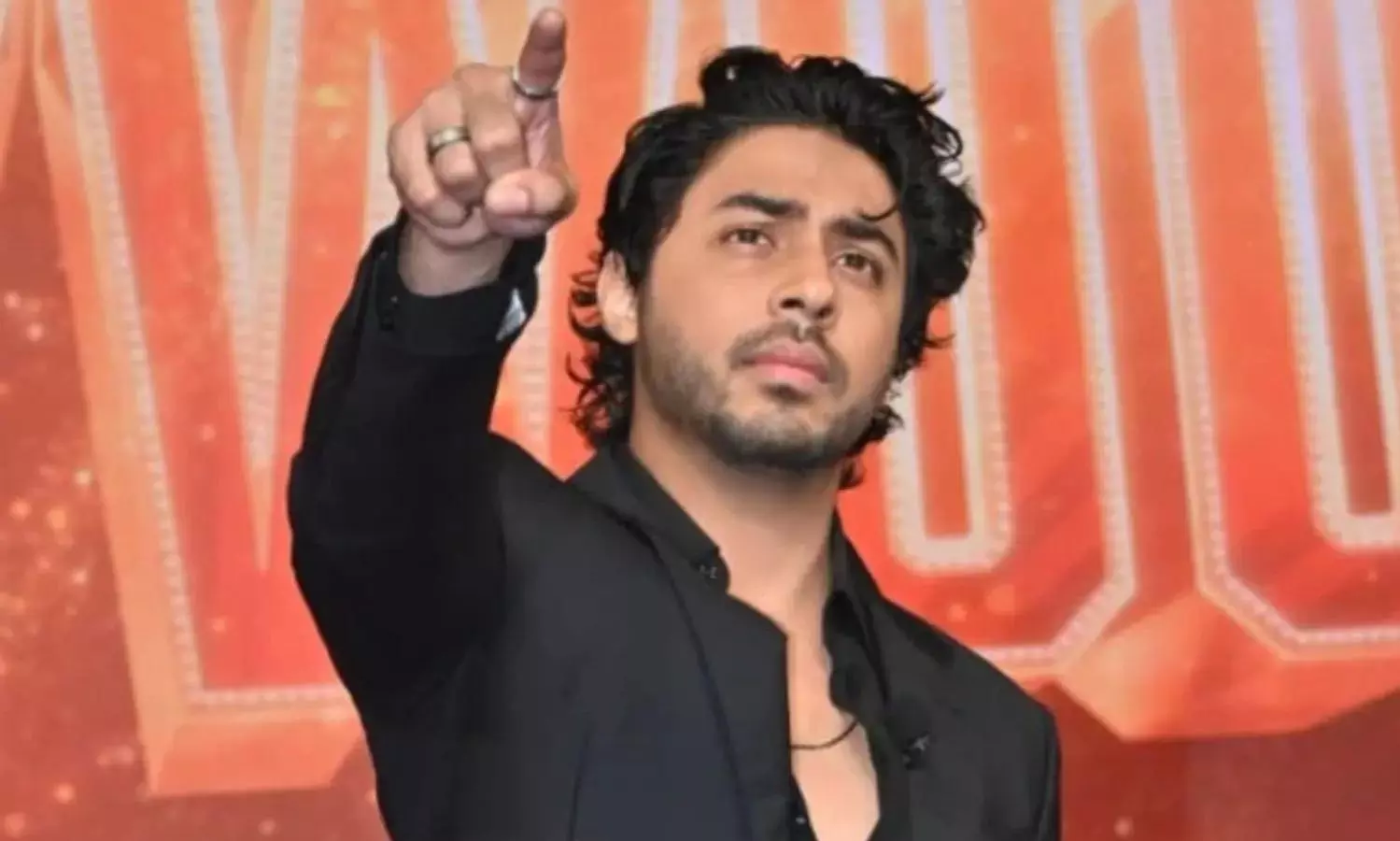 Aryan Khan’s Directorial Debut Is A Bold Take on Bollywood Aryan Khan’s Directorial Debut Is A Bold Take on Bollywood
