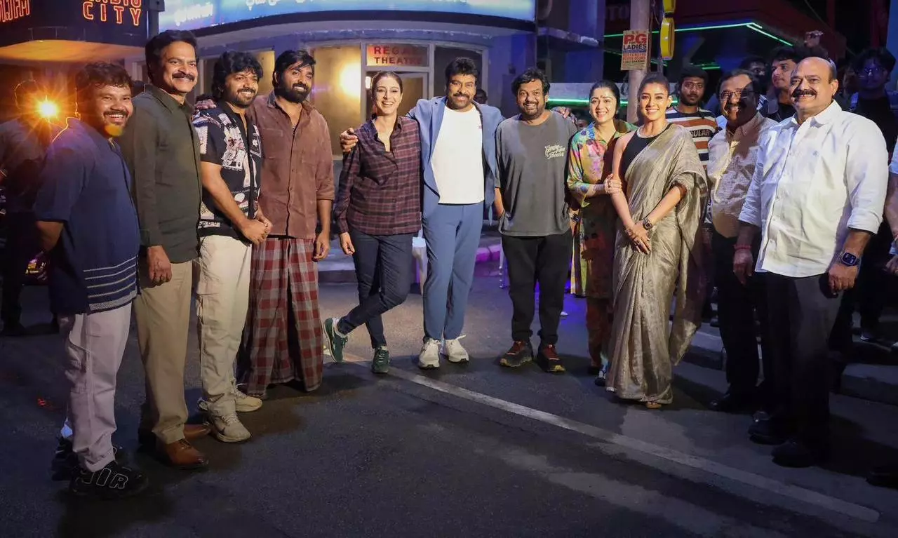 Chiranjeevi and Puri Jagannadh chance encounter sparks viral sensation