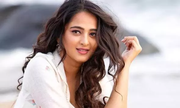After Ghaati, Anushka Moves Away From Social Media? | After Ghaati, Anushka  Moves Away From Social Media?