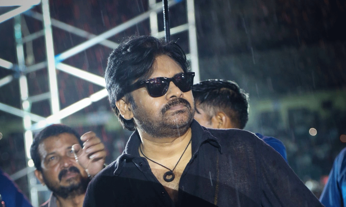 Most energetic Pawan Kalyan surprises at OG Event!