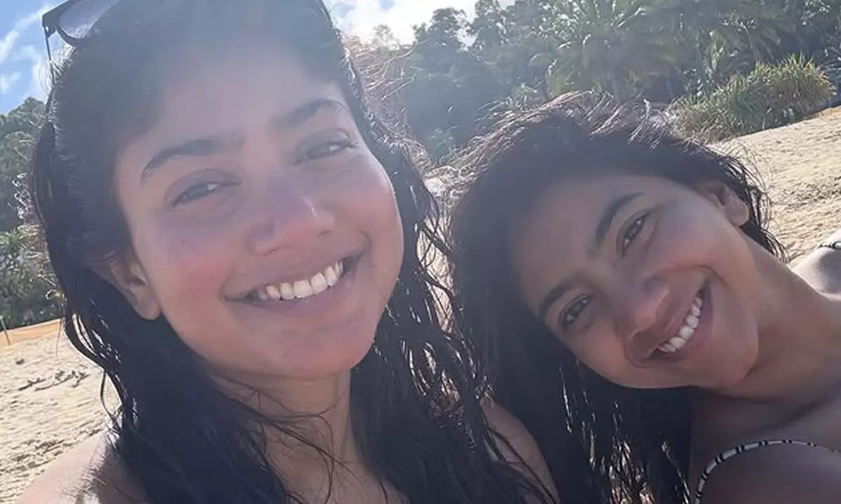 Sai Pallavi Turns Heads On Beach With Sister Pooja