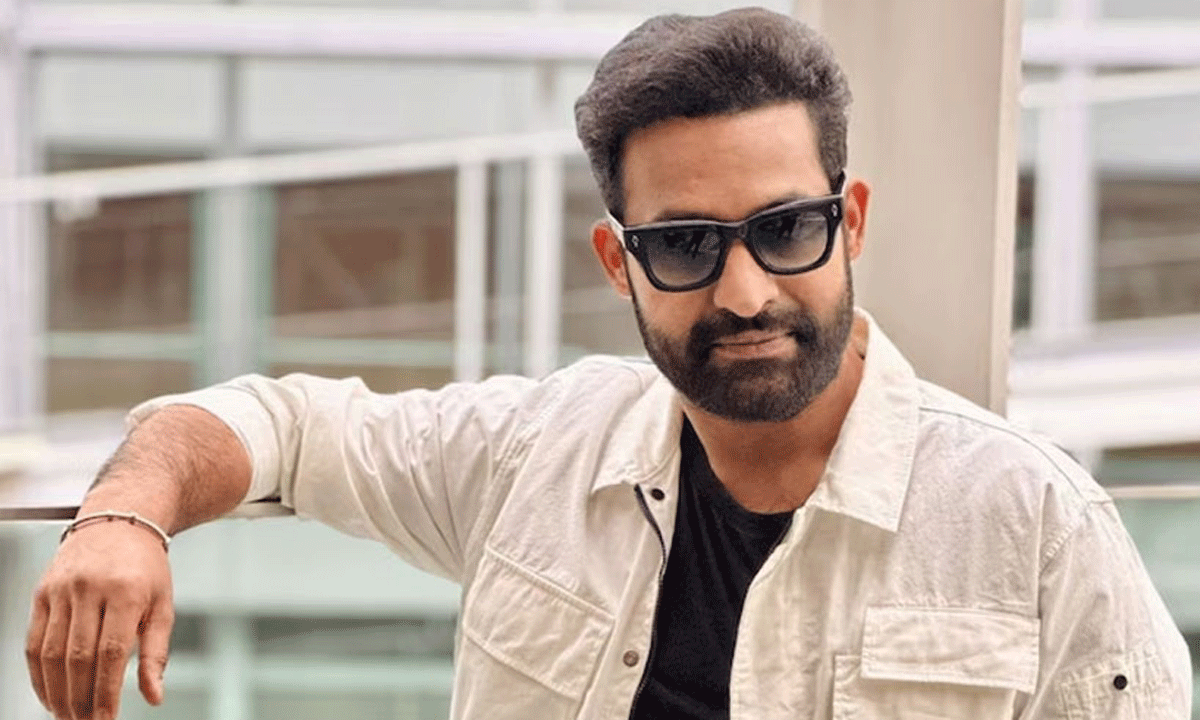 Jr NTR Defies Medical Advice, Continues Ad Shoot