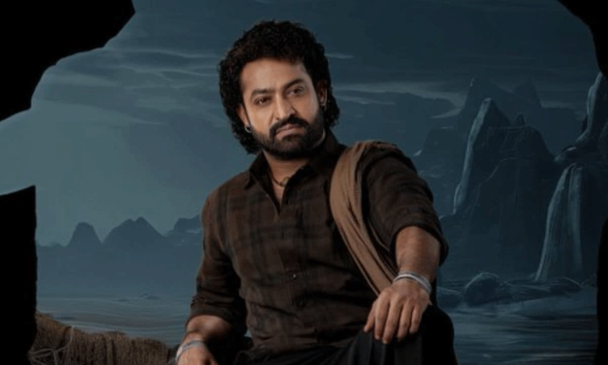 Tamil Star Hero Creates Buzz With Devara 2 Casting