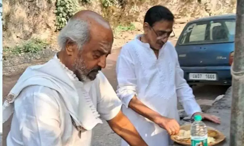 Rajinikanth’s Himalayan Trip Photos Becomes Talk of the Town