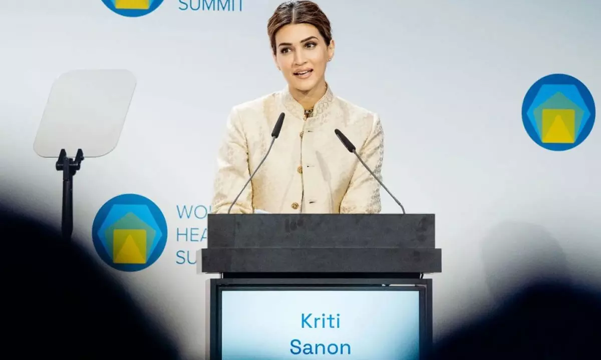 Kriti Sanon Creates History With Berlin Health Summit Speech