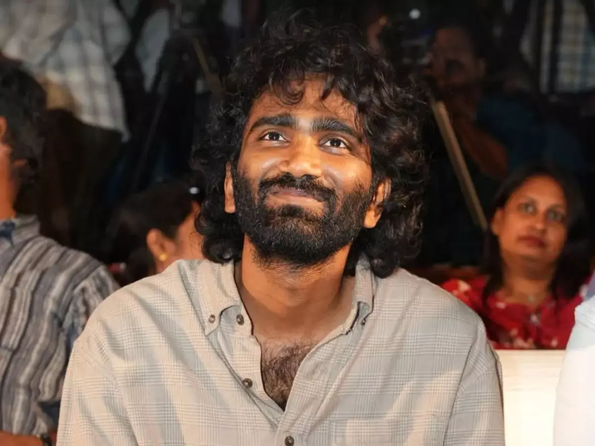 3 100 Cr Films On Trot, What A Feat!