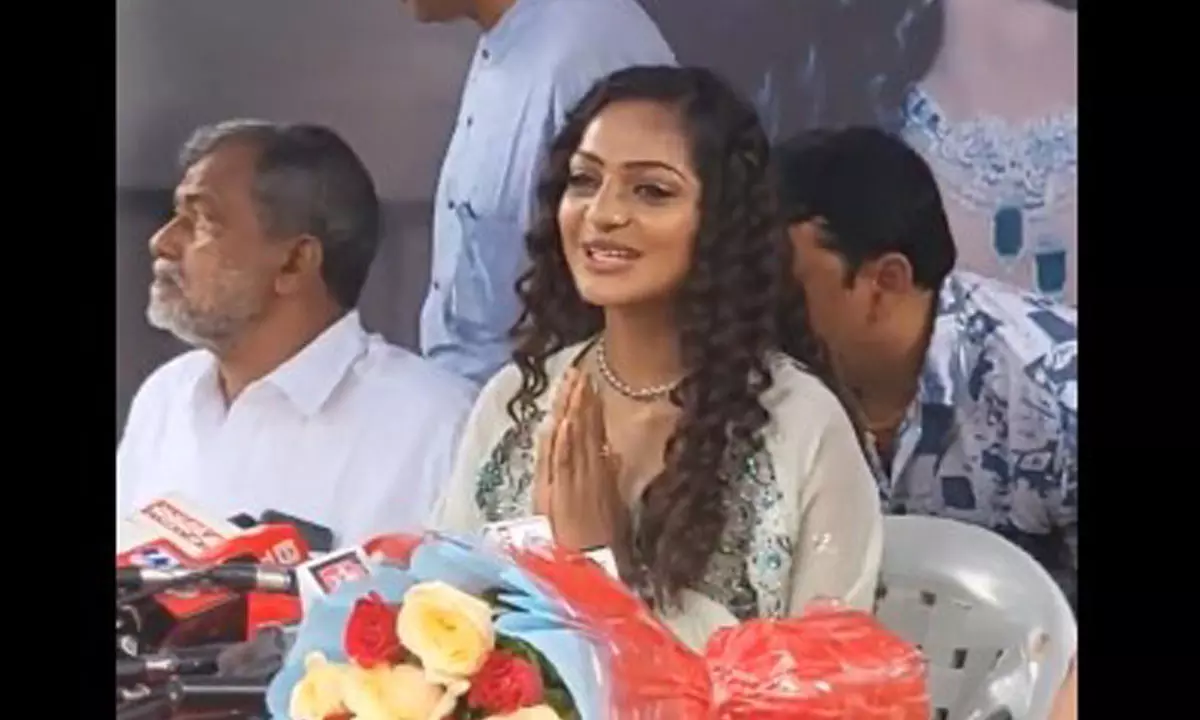 Monalisa’s Tollywood Debut Sparks Massive Curiosity Among Fans!