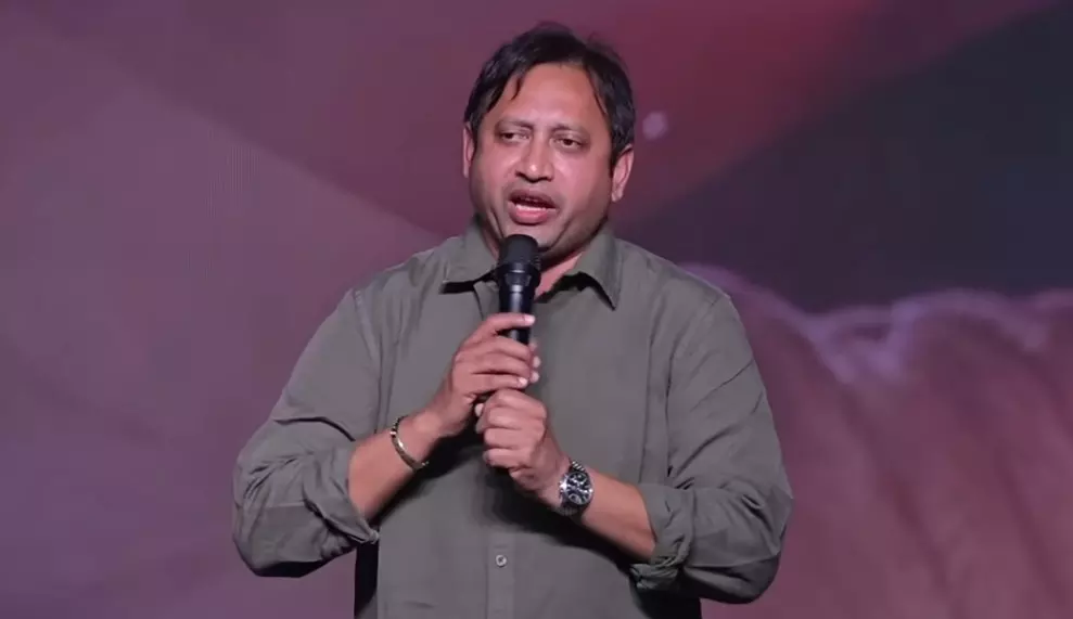 Bandla Gets Hit Back For Commenting On Vijay Deverakonda