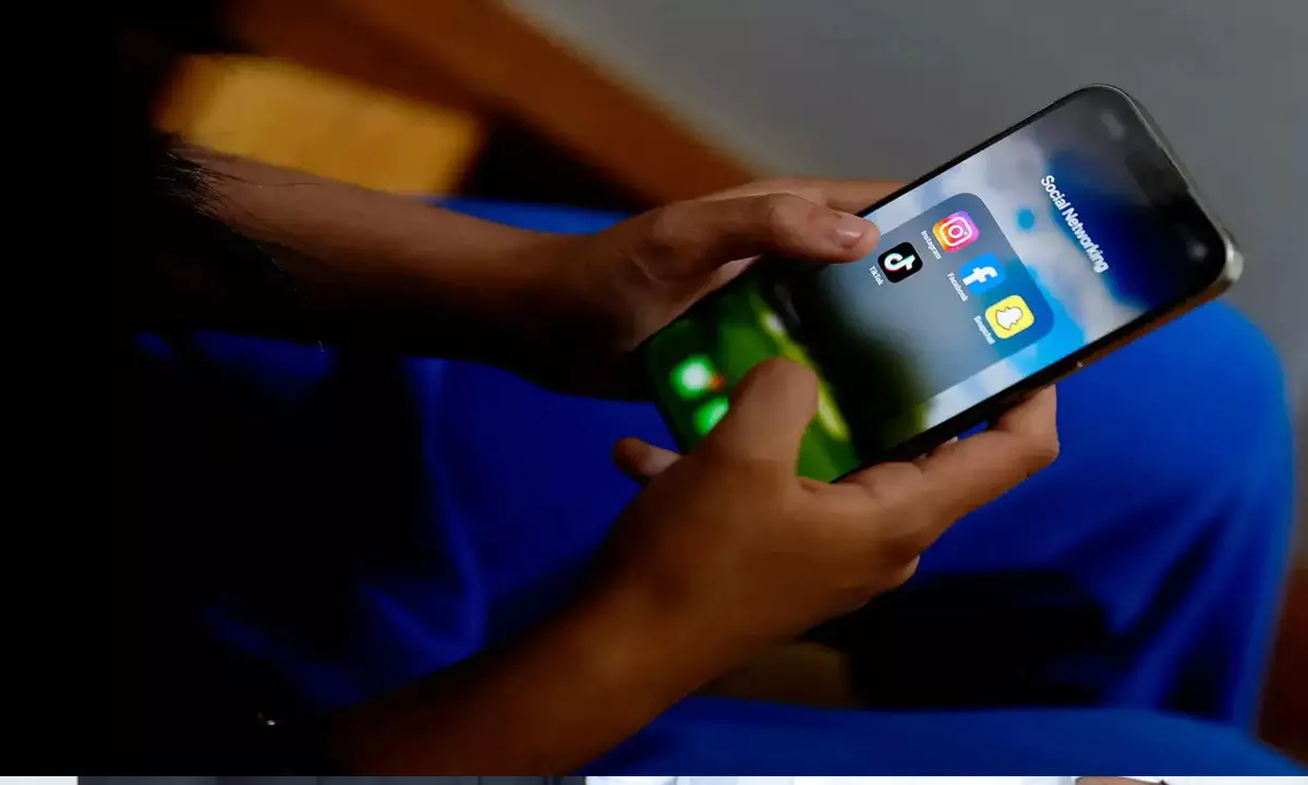 Government Plans Social Media Restrictions for Minors