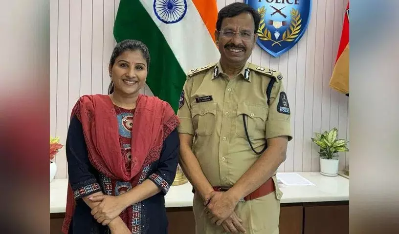 Singer Mangli Files Police Complaint Over Offensive Social Media Remarks