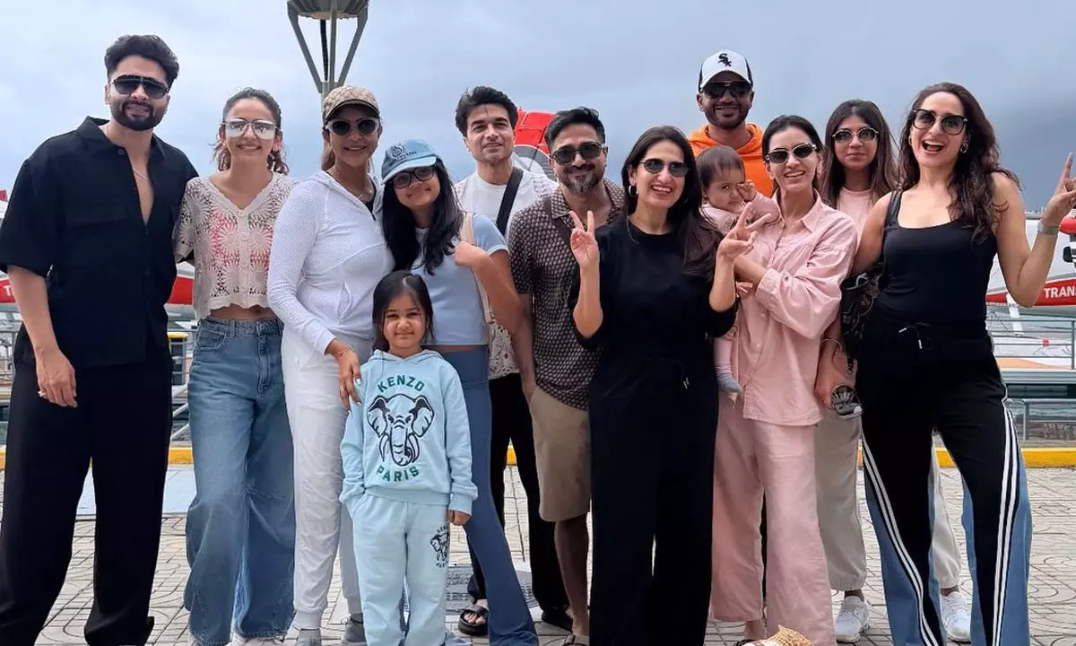 Manchu Lakshmi, Rakul, Pragya Take Maldives Break Finally