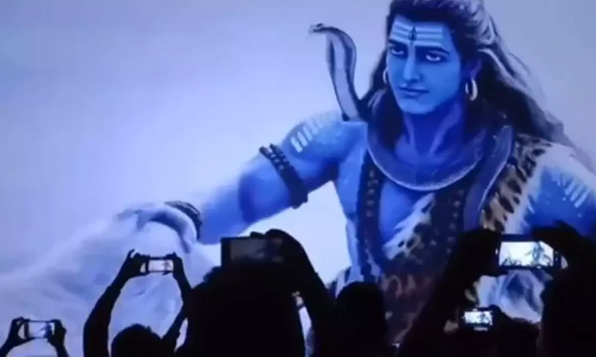 Trending Pic: Is that Mahesh Babu As Lord Ram In Varanasi?