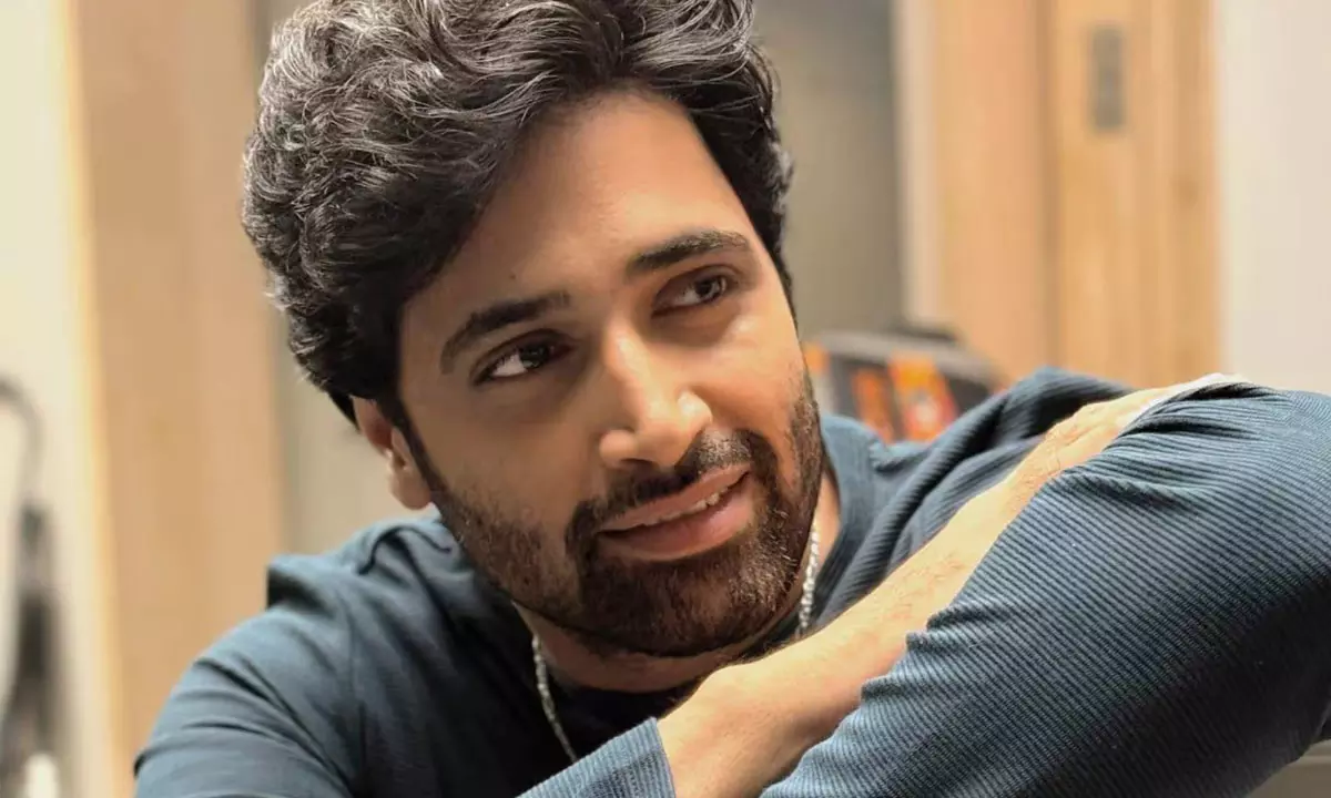 Adivi Sesh Revealed Challenging Ideas For Dacoit Making