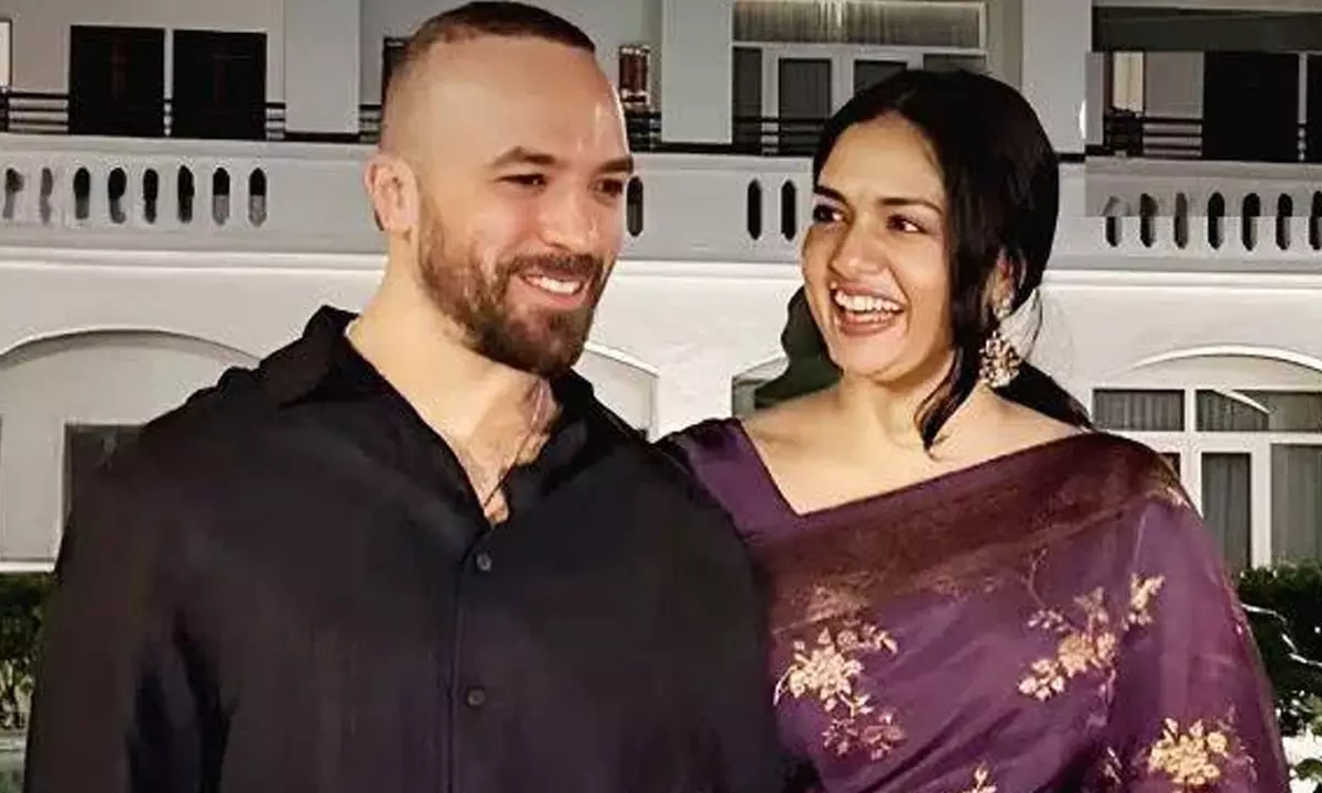 Khalid Al Ameri Confirms Relationship with Indian Actress Khalid Al Ameri Confirms Relationship with Indian Actress