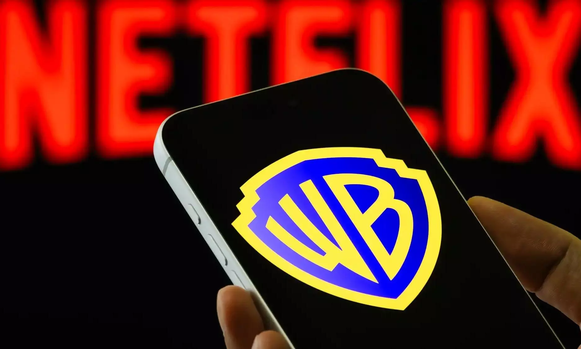 It’s Official: Netflix Drops Joint Graphic Of Warner Bros!