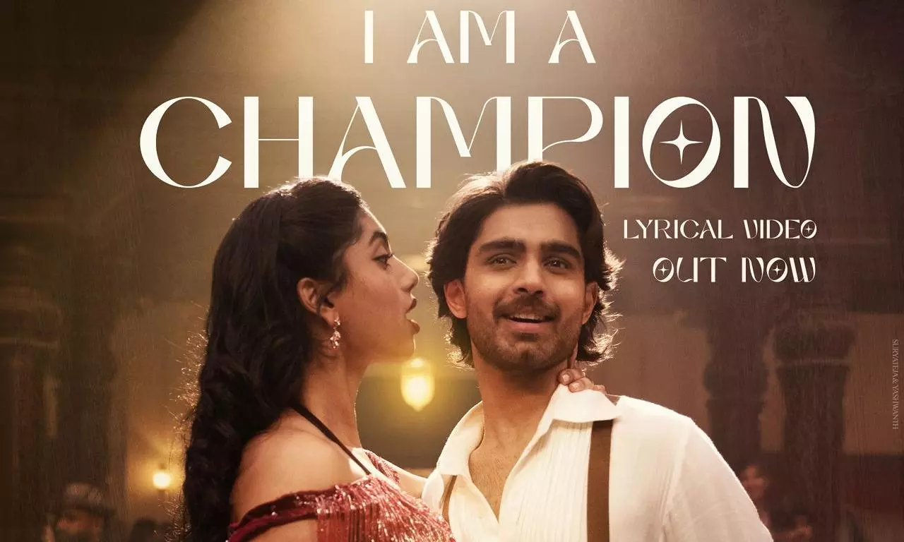 Champion Club Song: Roshan dances like a dream