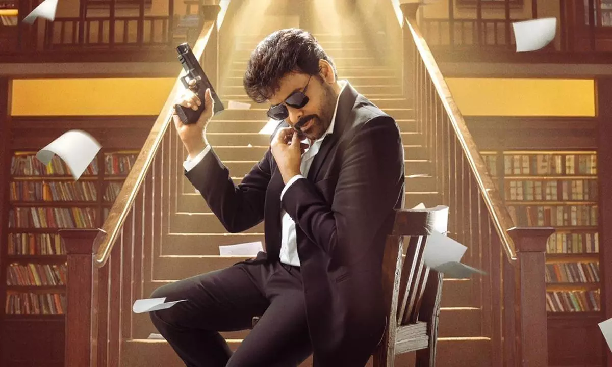 Chiranjeevi looks dashing and iconic in his most stylish avatar