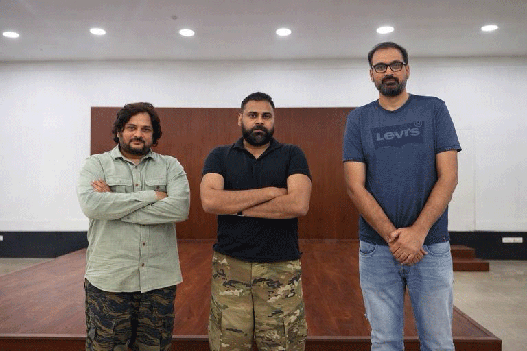 After Sujeeth, it is Surender Reddy For Pawan Kalyan?