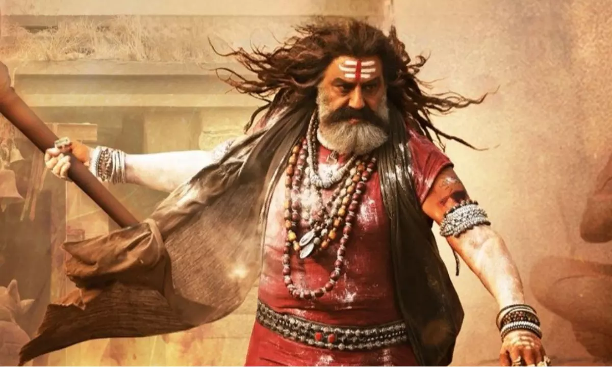 Balakrishna Gives Surprise Entry Into Sankranthi Scene