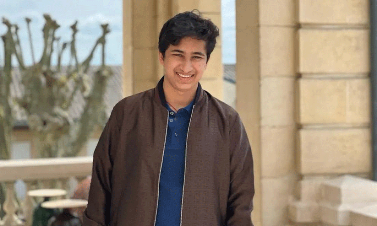 Two Producers In Race For Mahesh Babu Sons Debut Film