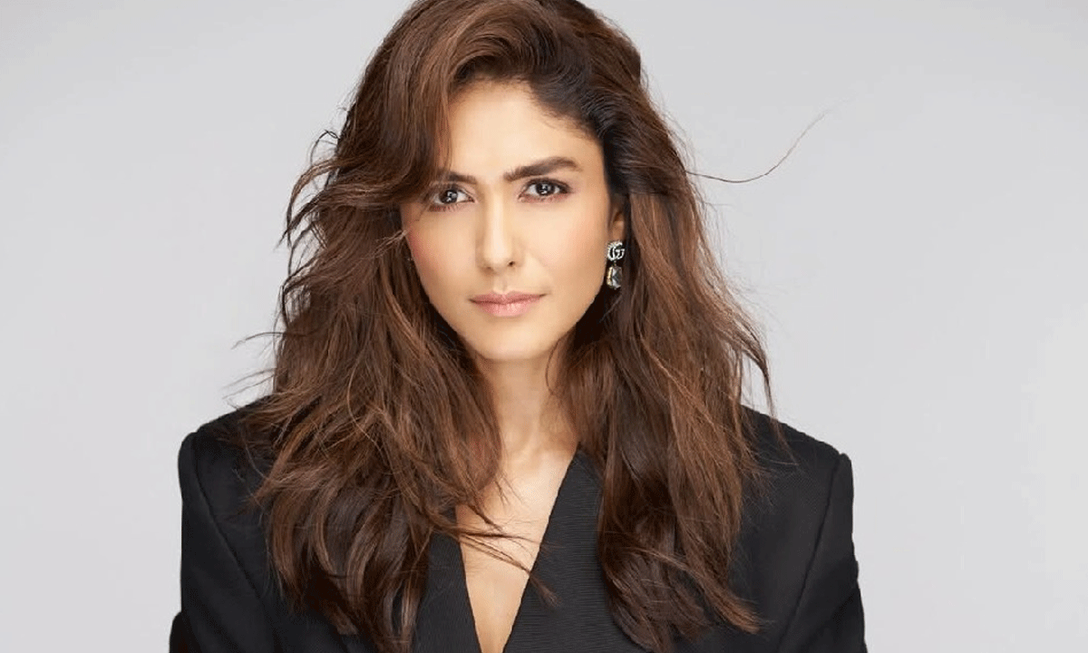 Mrunal Thakur Is In Hyderabad! What’s Up?