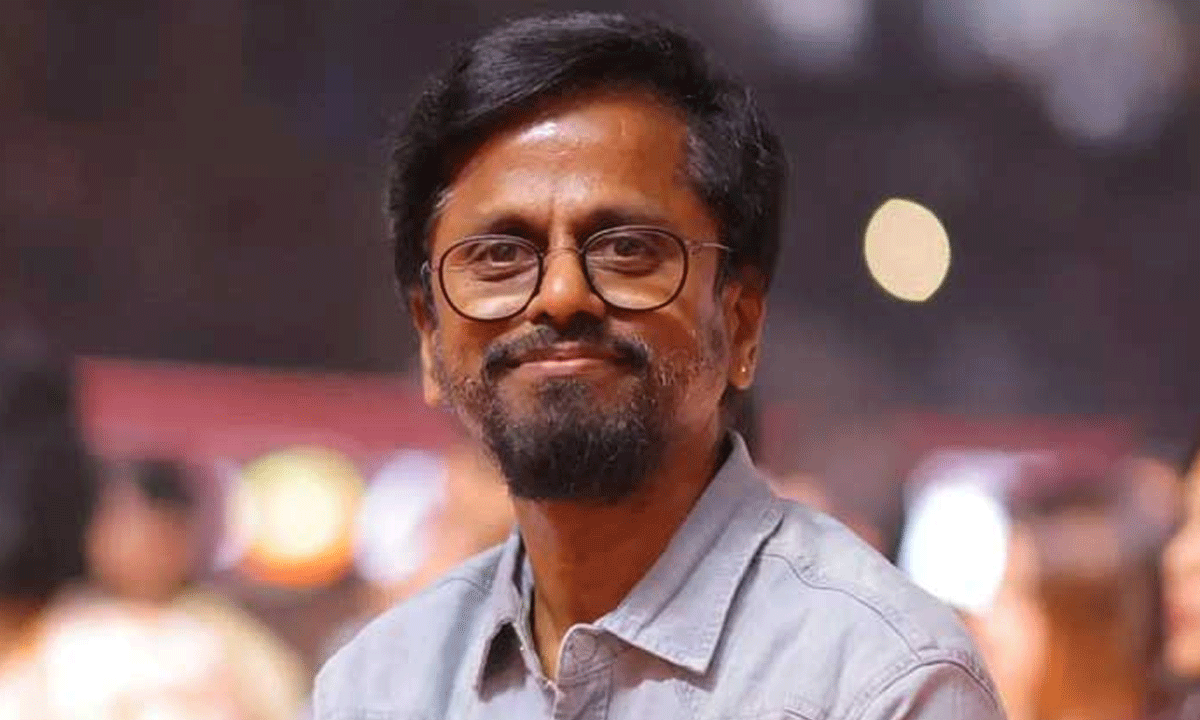 Buzz: A R Murugadoss Finally Found A Hero